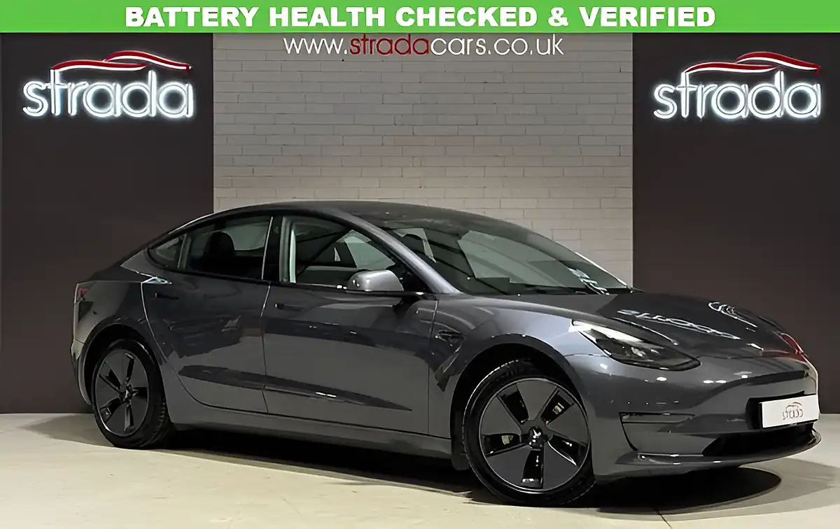 Used 2024 Tesla Model 3 Saloon 4dr White - Interior and Exterior details 2