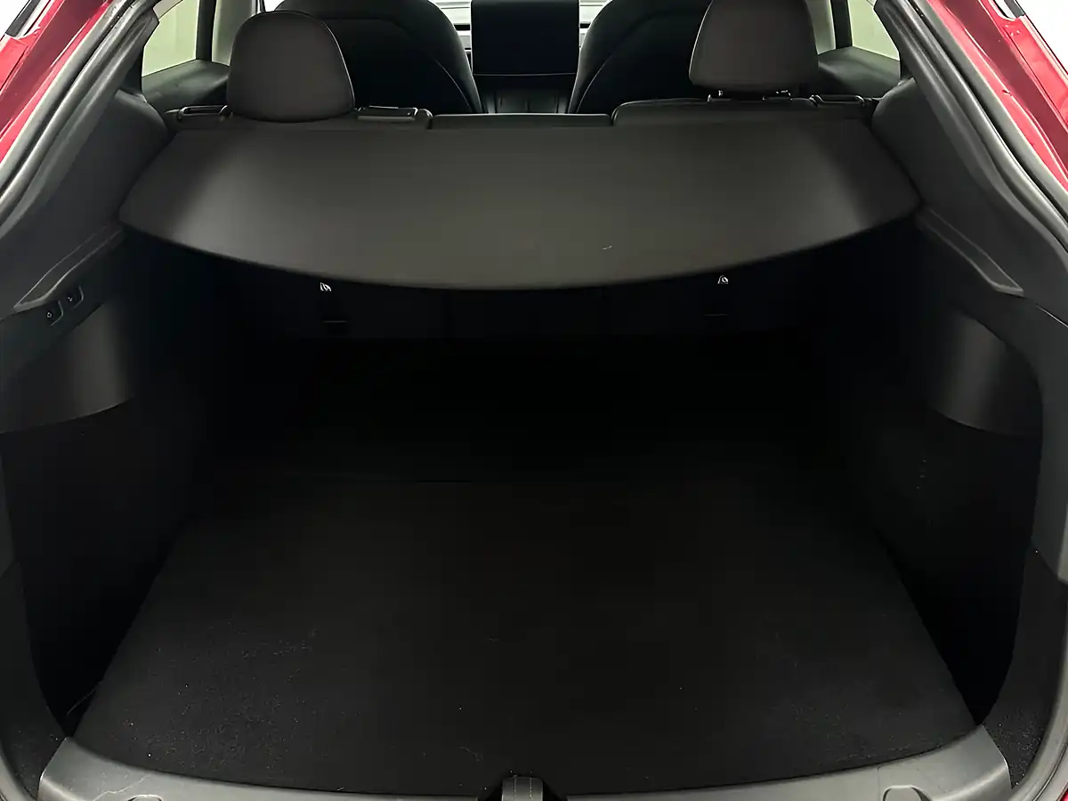 Used 2024 Tesla Model Y Full Aero Kit Red - Interior and Exterior details 15