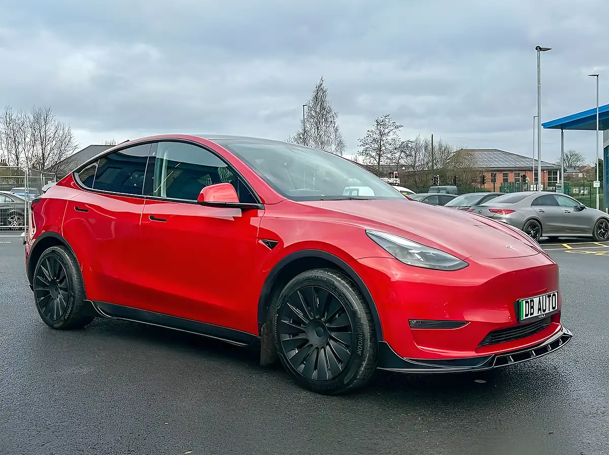Used 2024 Tesla Model Y Full Aero Kit Red - Interior and Exterior details 4