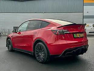 Used 2024 Tesla Model Y Full Aero Kit Red - Interior and Exterior details 5