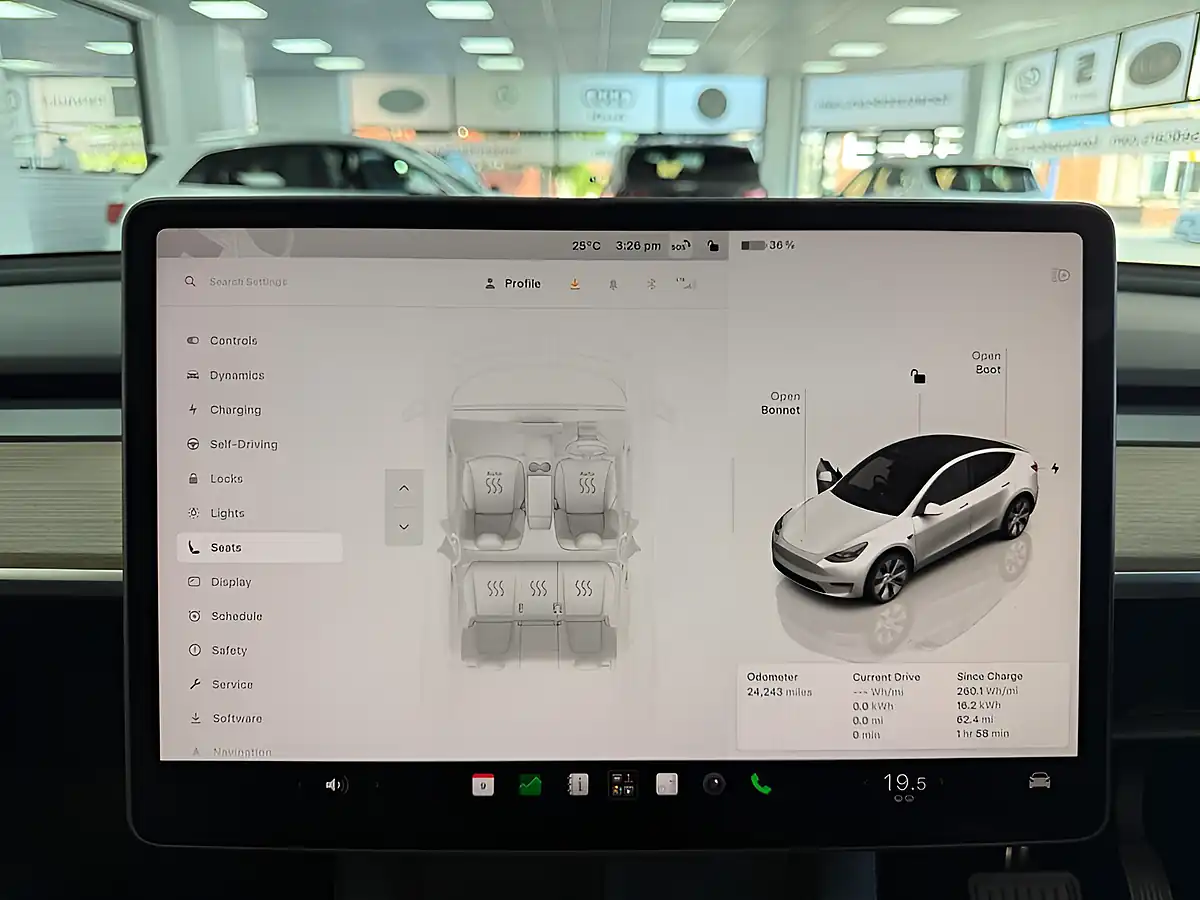 Used 2024 Tesla Model Y White - Interior and Exterior details 17