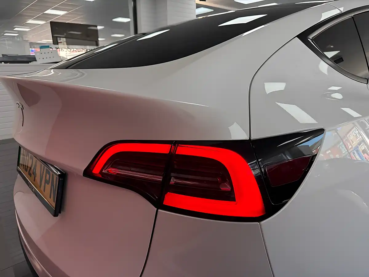 Used 2024 Tesla Model Y White - Interior and Exterior details 9