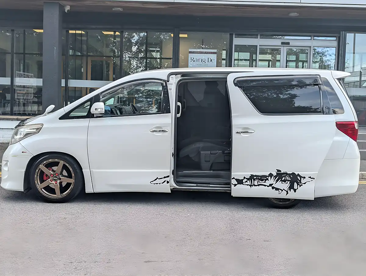 Used 2024 Toyota Alphard - Interior and Exterior details 6