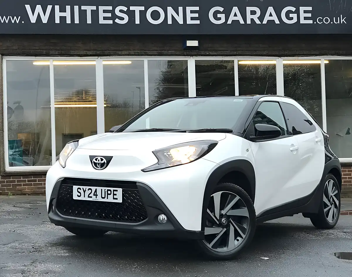 Used 2024 Toyota Aygo X Edge White - Interior and Exterior details 4