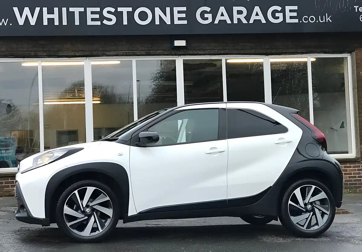 Used 2024 Toyota Aygo X Edge White - Interior and Exterior details 6