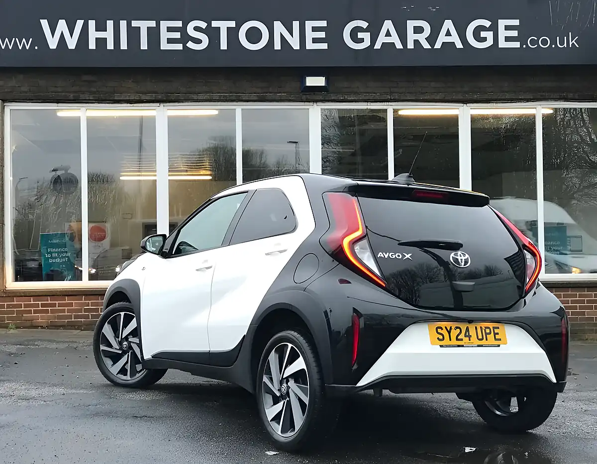 Used 2024 Toyota Aygo X Edge White - Interior and Exterior details 7