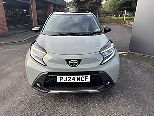 Used 2024 Toyota Aygo X Exclusive Green - Interior and Exterior details 7