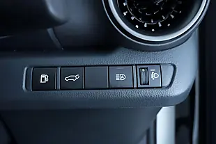 Used 2024 Toyota C-Hr Design White - Interior and Exterior details 14
