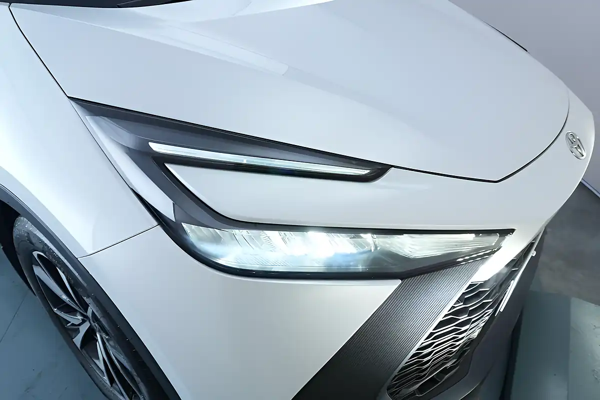 Used 2024 Toyota C-Hr Design White - Interior and Exterior details 19