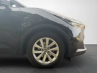 Used 2024 Toyota C-Hr Icon Black - Interior and Exterior details 14