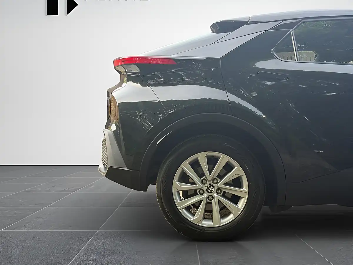 Used 2024 Toyota C-Hr Icon Black - Interior and Exterior details 15