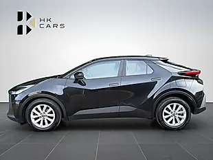 Used 2024 Toyota C-Hr Icon Black - Interior and Exterior details 7