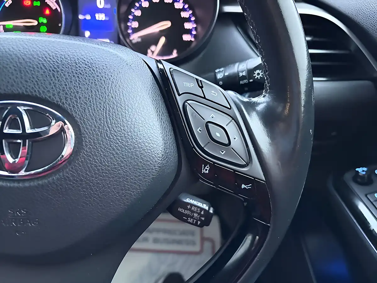 Used 2024 Toyota C-Hr Red - Interior and Exterior details 17