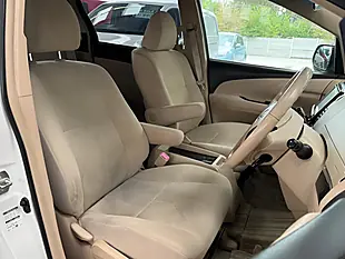 Used 2024 Toyota Estima White - Interior and Exterior details 14