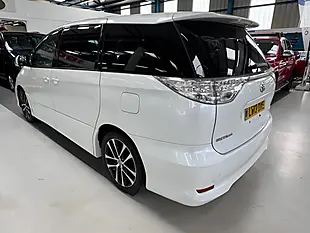 Used 2024 Toyota Estima White - Interior and Exterior details 6