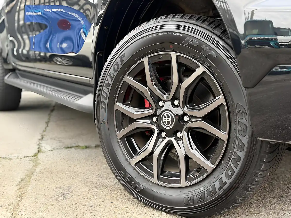 Used 2024 Toyota Hilux Gr Sport Black - Interior and Exterior details 16