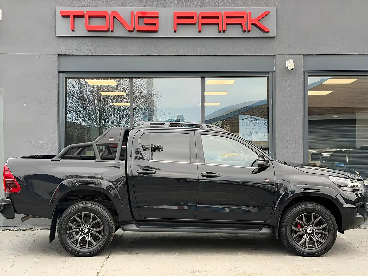 Used 2024 Toyota Hilux Gr Sport Black - Interior and Exterior details 6