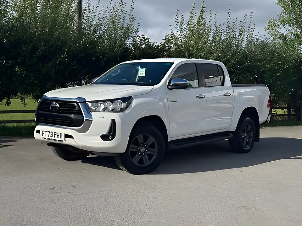 Used 2024 Toyota Hilux Icon White - Interior and Exterior details 2