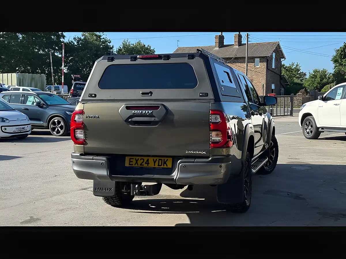 Used 2024 Toyota Hilux Invincible X Country Sports Edition Double Cab Bronze - Interior and Exterior details 11