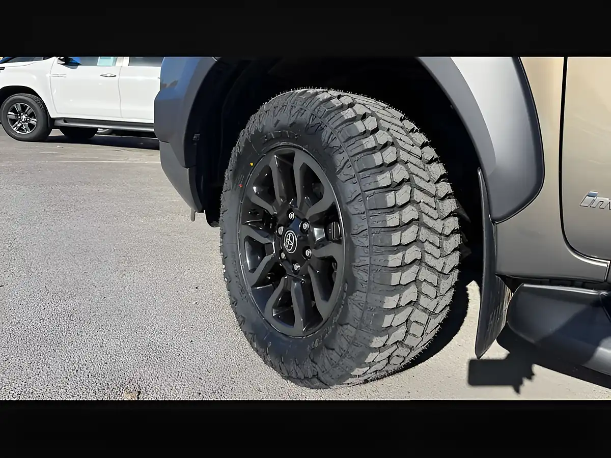 Used 2024 Toyota Hilux Invincible X Country Sports Edition Double Cab Bronze - Interior and Exterior details 6