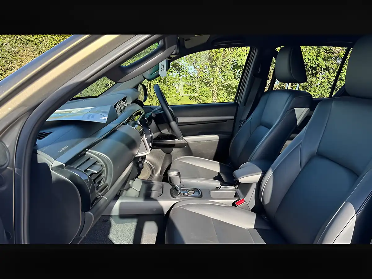 Used 2024 Toyota Hilux Invincible X Country Sports Edition Double Cab Bronze - Interior and Exterior details 9