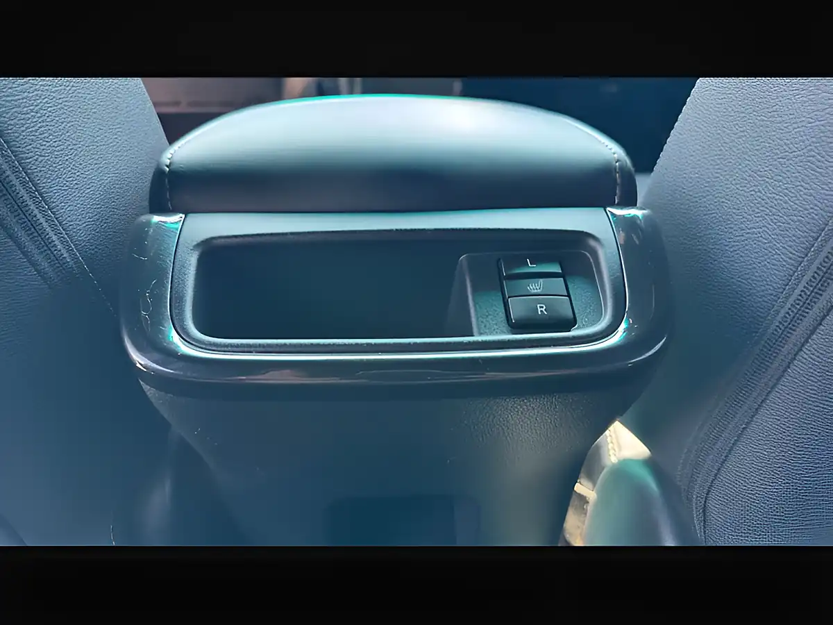 Used 2024 Toyota Hilux Invincible X Orange - Interior and Exterior details 14
