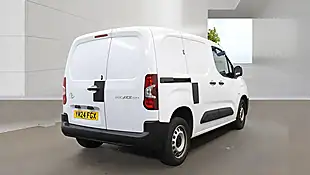 Used 2024 Toyota Proace Active Short Panel Van White - Interior and Exterior details 4