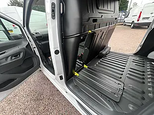 Used 2024 Toyota Proace City Icon White - Interior and Exterior details 12