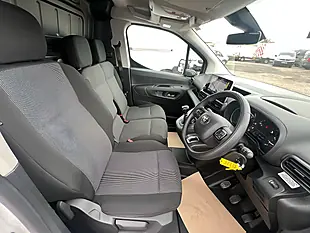 Used 2024 Toyota Proace City Icon White - Interior and Exterior details 19