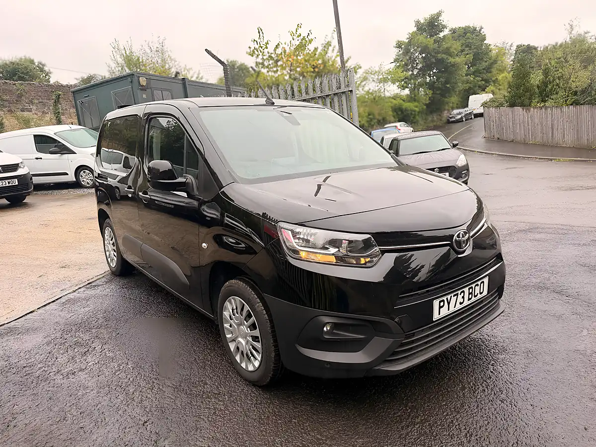 Used 2024 Toyota Proace Icon Short Panel Van Black - Interior and Exterior details 10