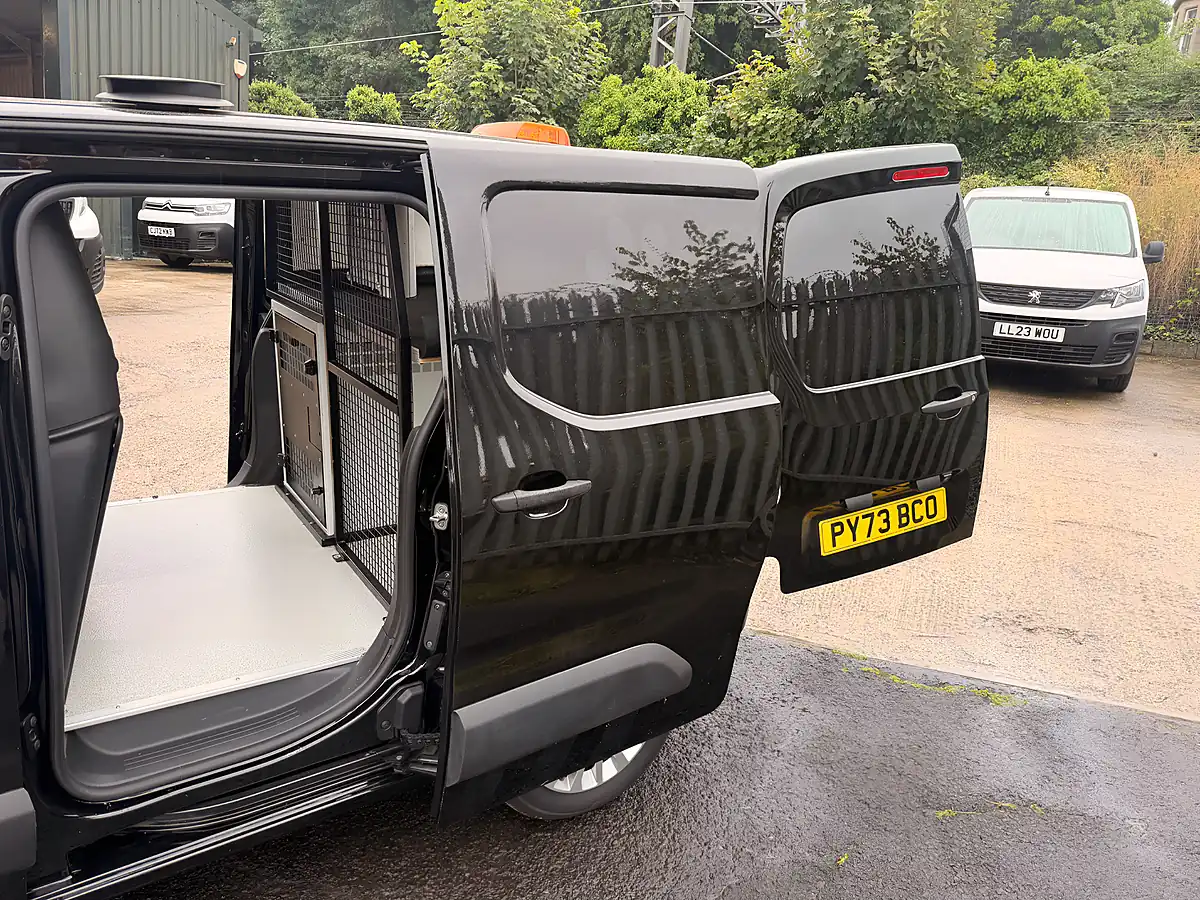 Used 2024 Toyota Proace Icon Short Panel Van Black - Interior and Exterior details 15