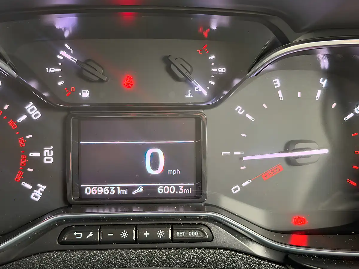 Used 2024 Toyota Proace Icon Short Panel Van Black - Interior and Exterior details 19