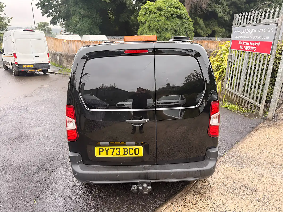 Used 2024 Toyota Proace Icon Short Panel Van Black - Interior and Exterior details 6