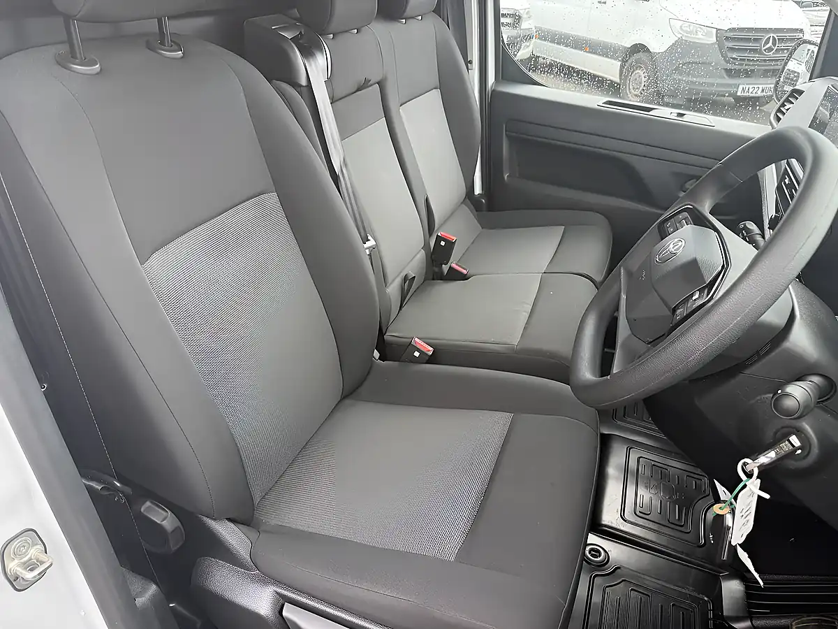 Used 2024 Toyota Proace Icon White - Interior and Exterior details 7