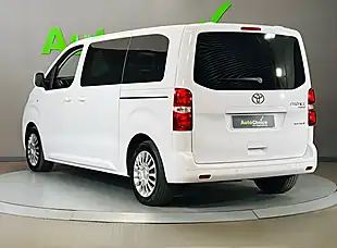 Used 2024 Toyota Proace Verso Icon White - Interior and Exterior details 11