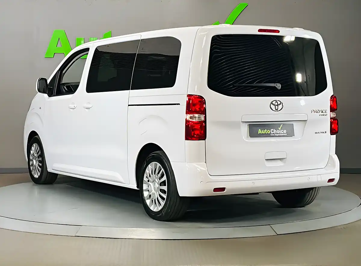 Used 2024 Toyota Proace Verso Icon White - Interior and Exterior details 11