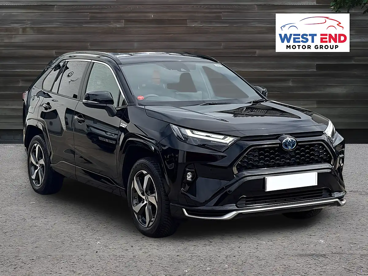 Used 2024 Toyota RAV4 Design Black - Front View