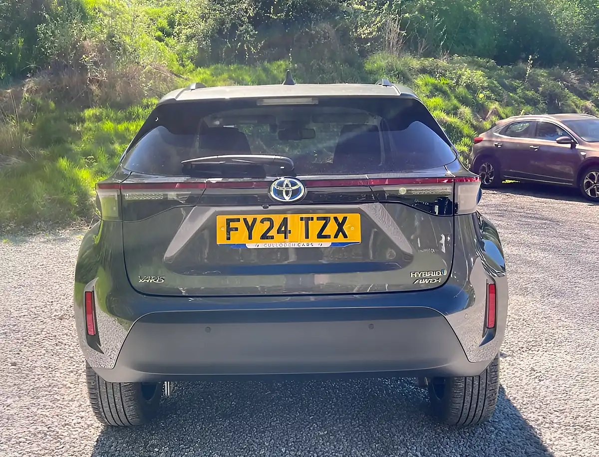 Used 2024 Toyota Yaris Cross Excel Decuma Grey - Interior and Exterior details 4