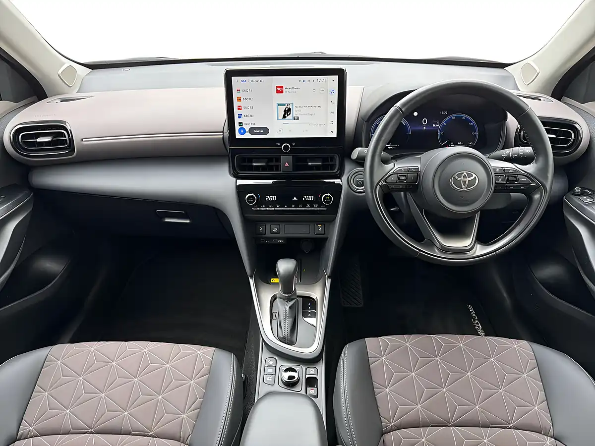 Used 2024 Toyota Yaris Cross Excel Silver - Interior and Exterior details 9