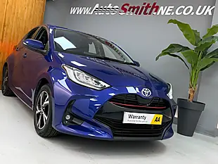 Used 2024 Toyota Yaris Design Juniper Blue - Interior and Exterior details 13