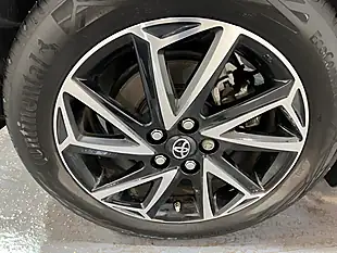 Used 2024 Toyota Yaris Design White - Interior and Exterior details 19