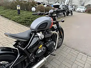 Used 2024 Triumph Bonneville Bobber Grey/Orange - Interior and Exterior details 12