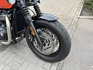 Used 2024 Triumph Bonneville Bobber Grey/Orange - Interior and Exterior details 14