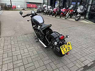 Used 2024 Triumph Bonneville Bobber Grey/Orange - Interior and Exterior details 8
