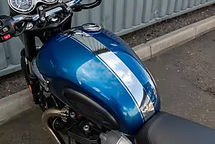 Used 2024 Triumph Bonneville T100 Chrome Edition Cobalt Blue - Interior and Exterior details 19