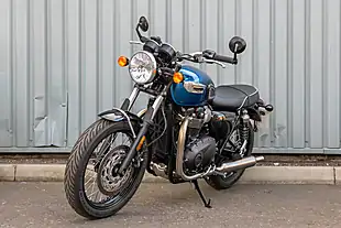 Used 2024 Triumph Bonneville T100 Chrome Edition Cobalt Blue - Interior and Exterior details 4