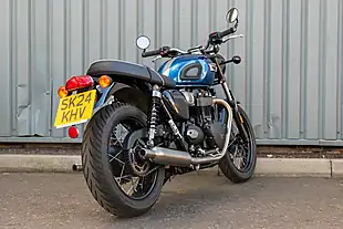 Used 2024 Triumph Bonneville T100 Chrome Edition Cobalt Blue - Interior and Exterior details 8