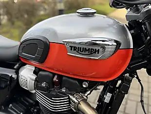 Used 2024 Triumph Bonneville T100 Silver/Orange - Interior and Exterior details 17