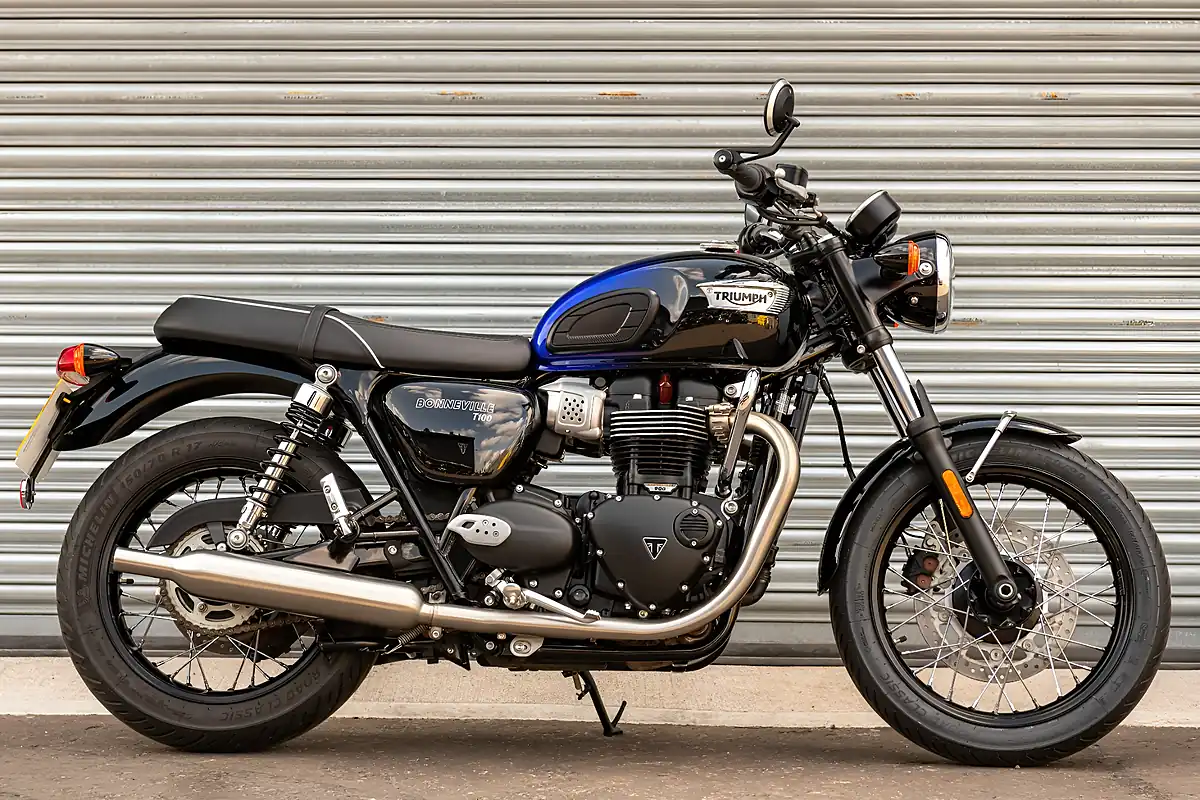 Used 2024 Triumph Bonneville T100 Stealth Edition Sapphire Blue / Silver Blue - Front View