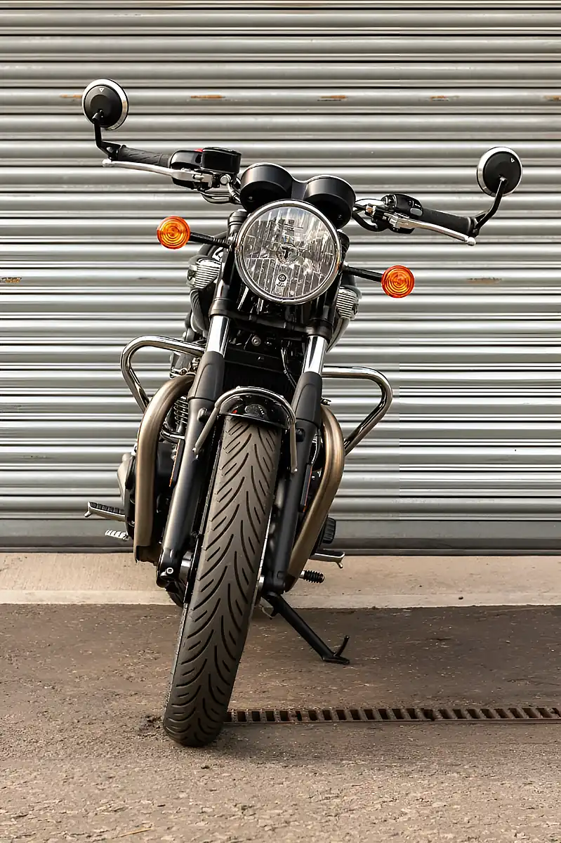 Used 2024 Triumph Bonneville T100 Stealth Edition Sapphire Blue / Silver Blue - Interior and Exterior details 3